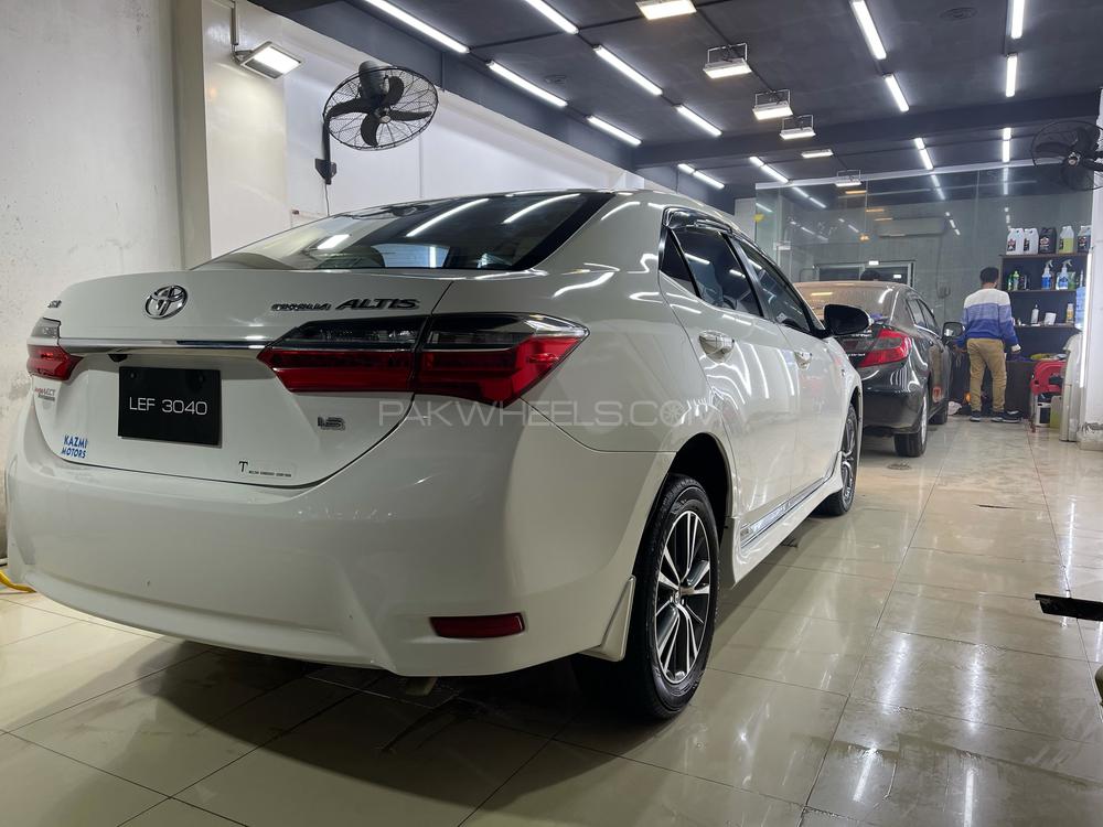 Toyota Corolla 2018 for Sale in Lahore Toyota Corolla 2018 for Sale in Lahore Image-8
