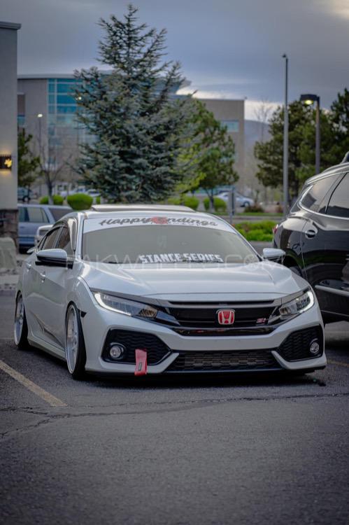 Honda Civic - 2020  Image-1