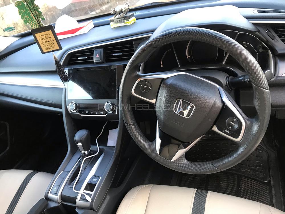 Honda Civic 2018 for Sale in Faisalabad Honda Civic 2018 for Sale in Faisalabad Image-8