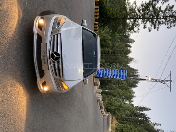 Mercedes Benz C Class 2009 for Sale in Lahore Image-1