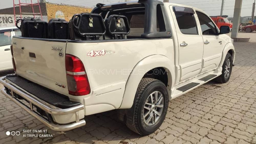 Toyota Hilux 2013 for Sale in Peshawar Toyota Hilux 2013 for Sale in Peshawar Image-11