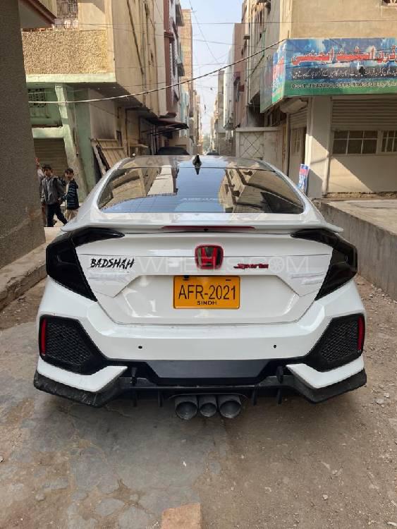 Honda Civic 2021 for Sale in Hyderabad Honda Civic 2021 for Sale in Hyderabad Image-4