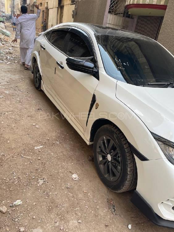 Honda Civic 2021 for Sale in Hyderabad Honda Civic 2021 for Sale in Hyderabad Image-2