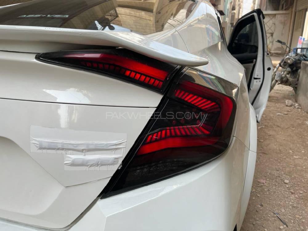 Honda Civic 2021 for Sale in Hyderabad Honda Civic 2021 for Sale in Hyderabad Image-5