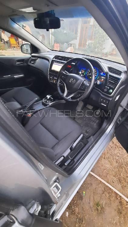ہونڈا گریس ہائبرڈ 2015 for Sale in مردان ہونڈا گریس ہائبرڈ 2015 for Sale in مردان Image-13
