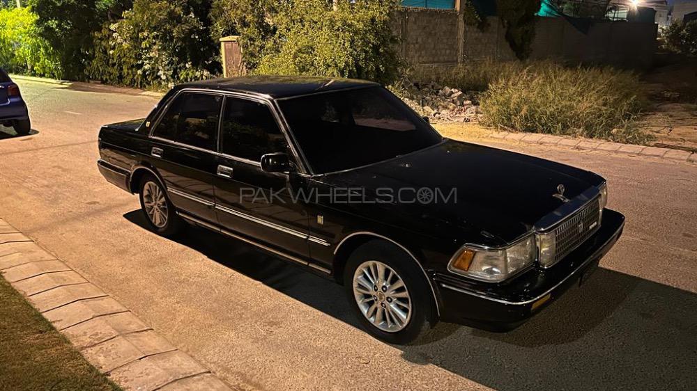 Toyota Crown - 1987  Toyota Crown - 1987  Image-5