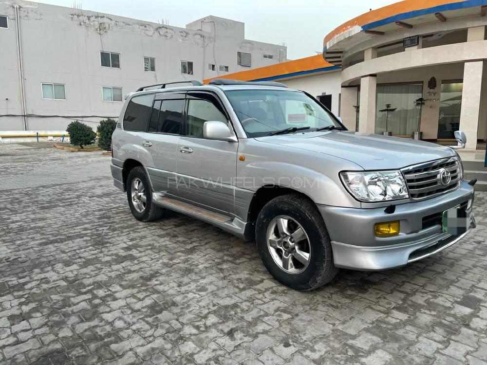 ٹویوٹا لینڈ کروزر 2005 for Sale in ساہیوال ٹویوٹا لینڈ کروزر 2005 for Sale in ساہیوال Image-4