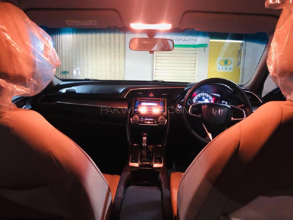 ہونڈا سوک 2018 for Sale in کراچی ہونڈا سوک 2018 for Sale in کراچی Image-6