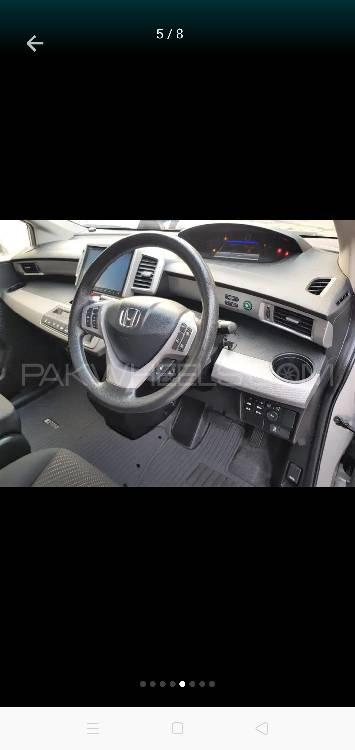 Honda Freed 2014 for Sale in Lahore Honda Freed 2014 for Sale in Lahore Image-8