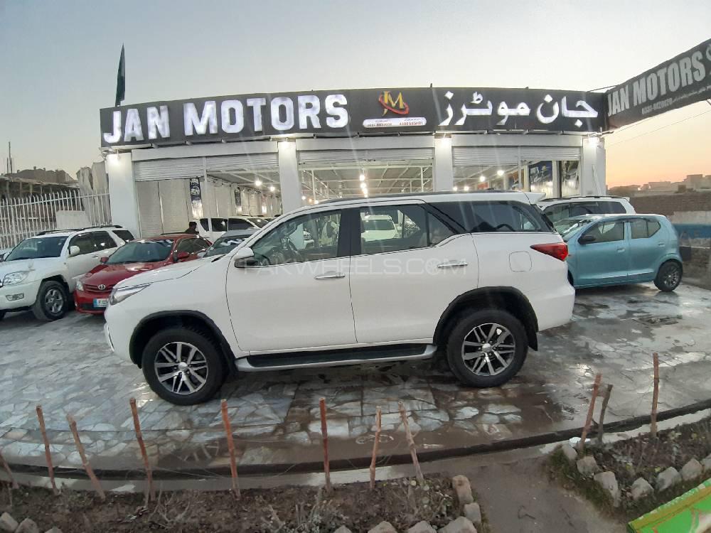 Toyota Fortuner 2019 for Sale in Peshawar Toyota Fortuner 2019 for Sale in Peshawar Image-2