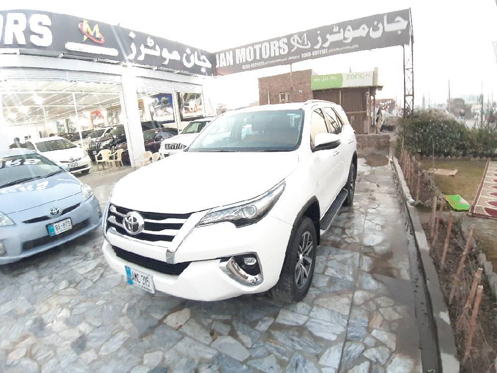 ٹویوٹا فورچیونر 2019 for Sale in پشاور Image-1