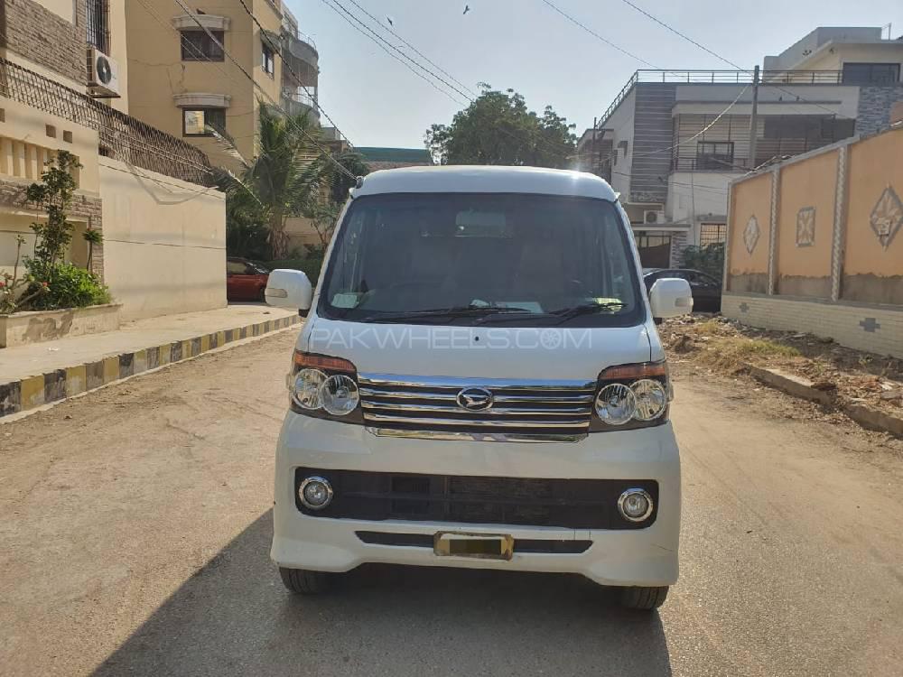 Daihatsu Atrai Wagon 2013 for Sale in Karachi Image-1