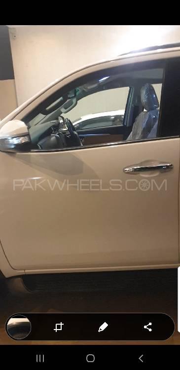 Toyota Fortuner 2018 for Sale in Multan Toyota Fortuner 2018 for Sale in Multan Image-9