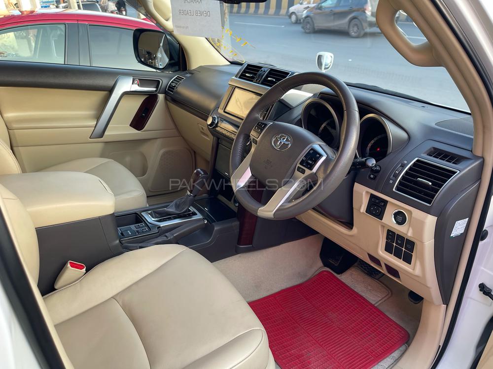 Toyota Prado 2015 for Sale in Multan Toyota Prado 2015 for Sale in Multan Image-5