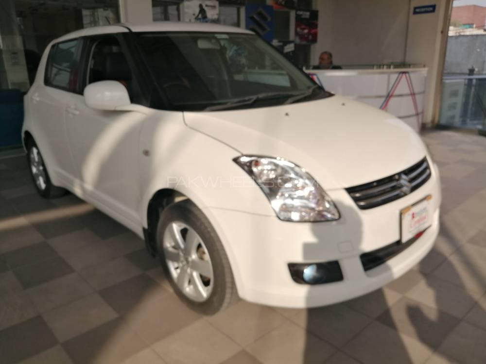 Suzuki Swift 2018 for Sale in Lahore Suzuki Swift 2018 for Sale in Lahore Image-3