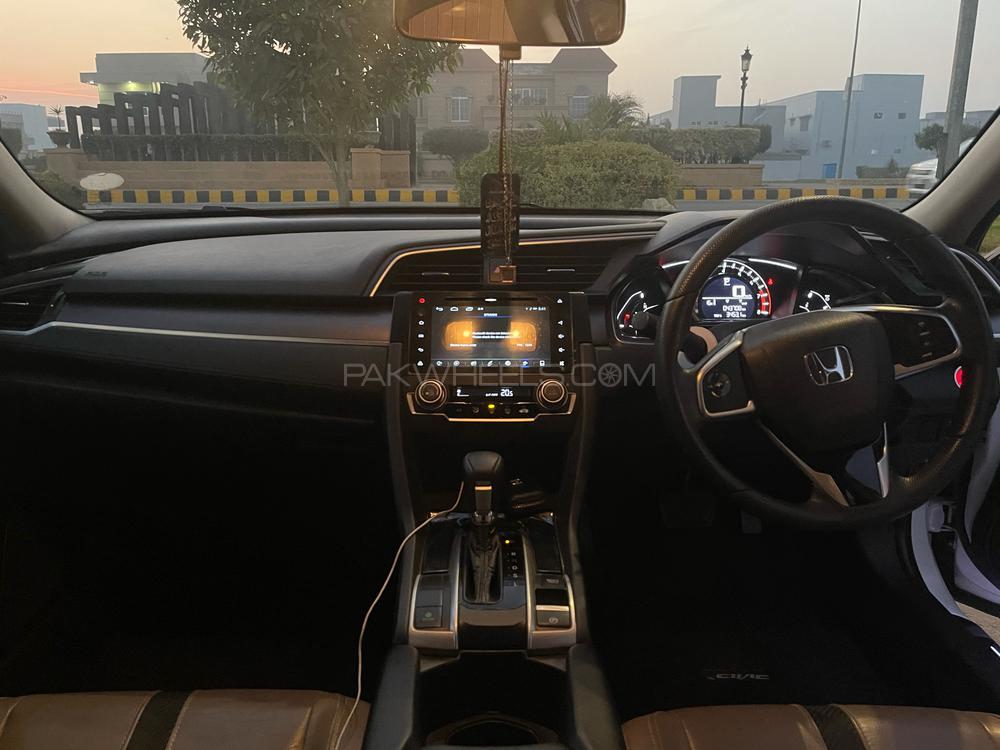 Honda Civic 2019 for Sale in Sialkot Honda Civic 2019 for Sale in Sialkot Image-11