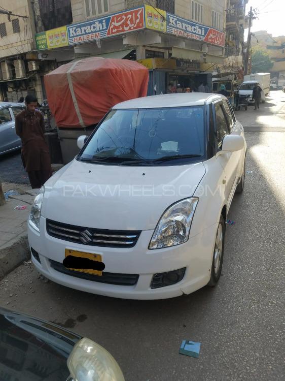 Suzuki Swift 2013 for Sale in Karachi Image-1