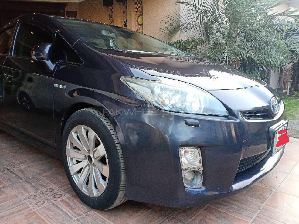 Toyota Prius 2011 for Sale in Lahore Toyota Prius 2011 for Sale in Lahore Image-10