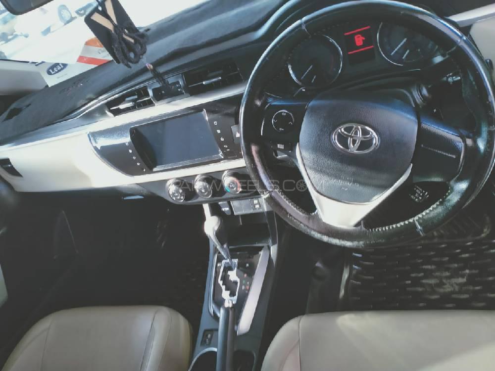 Toyota Corolla 2015 for Sale in Peshawar Toyota Corolla 2015 for Sale in Peshawar Image-5