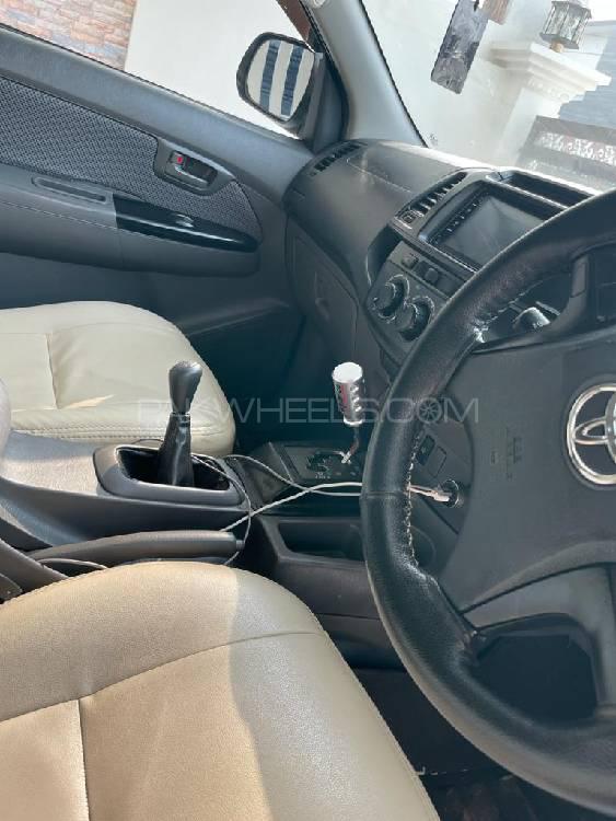 Toyota Hilux 2013 for Sale in Multan Toyota Hilux 2013 for Sale in Multan Image-6