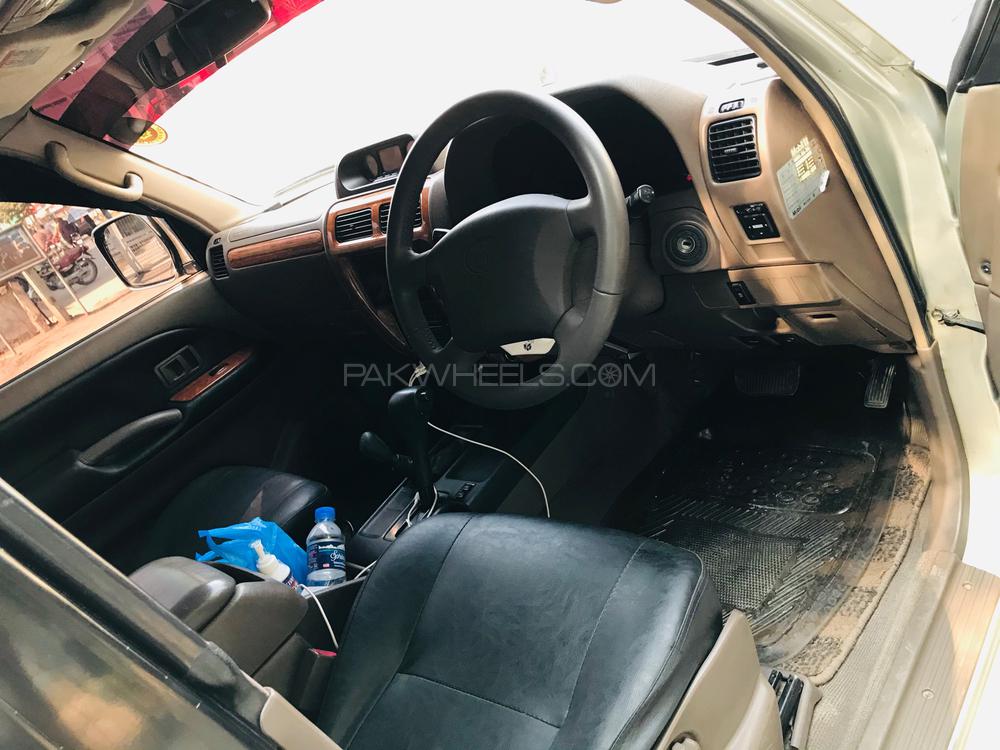 Toyota Prado 2001 for Sale in Bahawalpur Toyota Prado 2001 for Sale in Bahawalpur Image-4