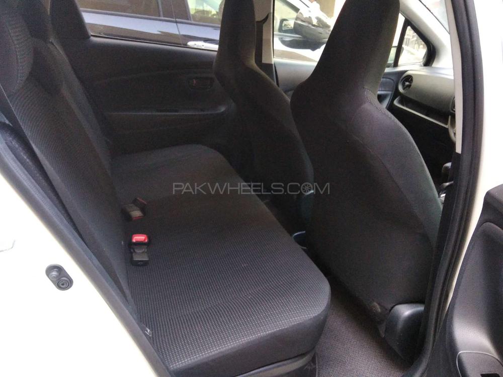 Toyota Vitz 2017 for Sale in Karachi Toyota Vitz 2017 for Sale in Karachi Image-10