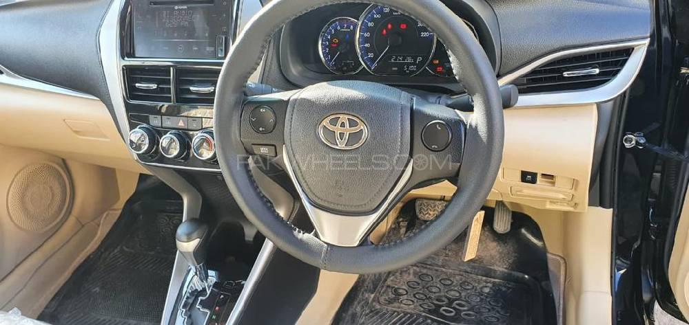 Toyota Yaris Sedan 2020 for Sale in Lahore Toyota Yaris Sedan 2020 for Sale in Lahore Image-11