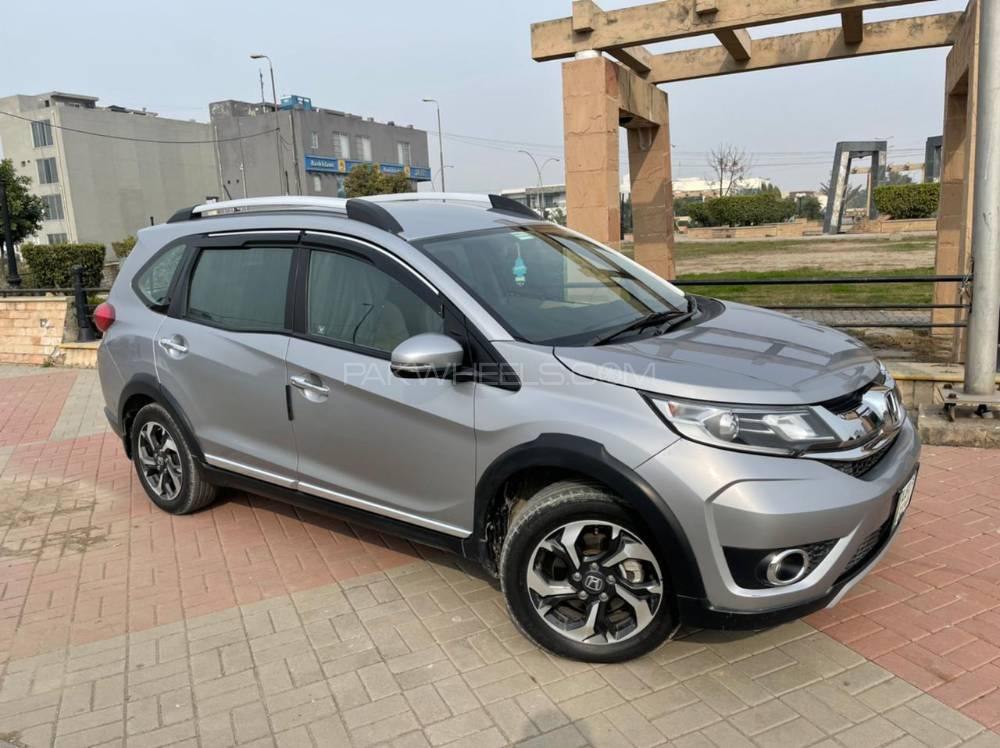 Honda BR-V 2018 for Sale in Lahore Image-1