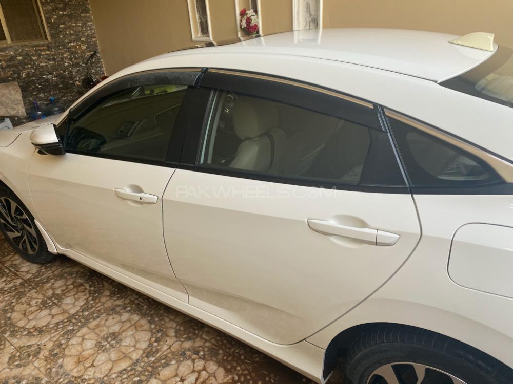 Honda Civic 2019 for Sale in Islamabad Honda Civic 2019 for Sale in Islamabad Image-4