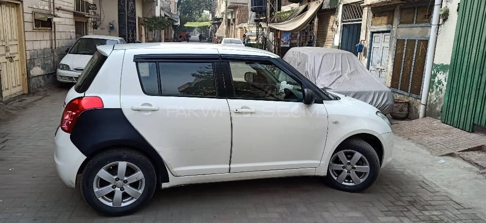 سوزوکی سوئفٹ 2015 for Sale in فیصل آباد سوزوکی سوئفٹ 2015 for Sale in فیصل آباد Image-2