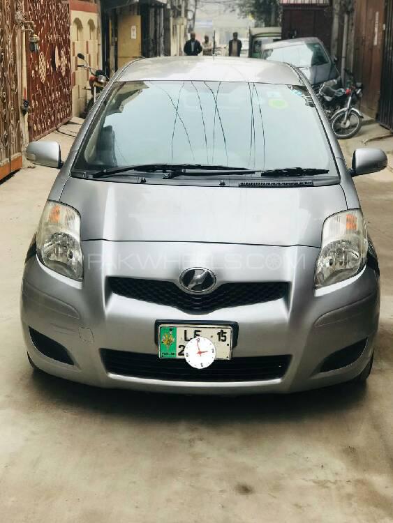 Toyota Vitz 2009 for Sale in Lahore Image-1