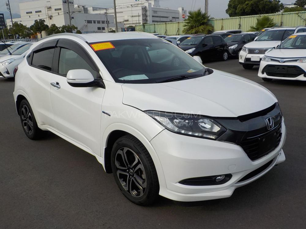 Honda Vezel 2015 for Sale in Lahore Image-1