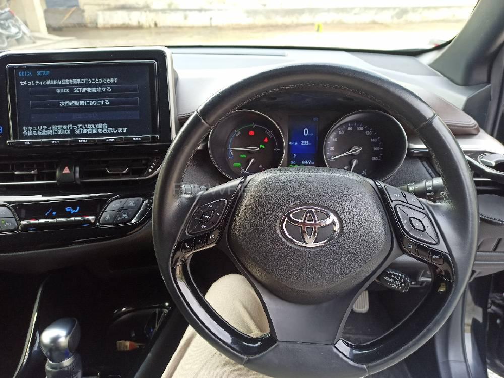 Toyota C-HR 2017 for Sale in Islamabad Toyota C-HR 2017 for Sale in Islamabad Image-12