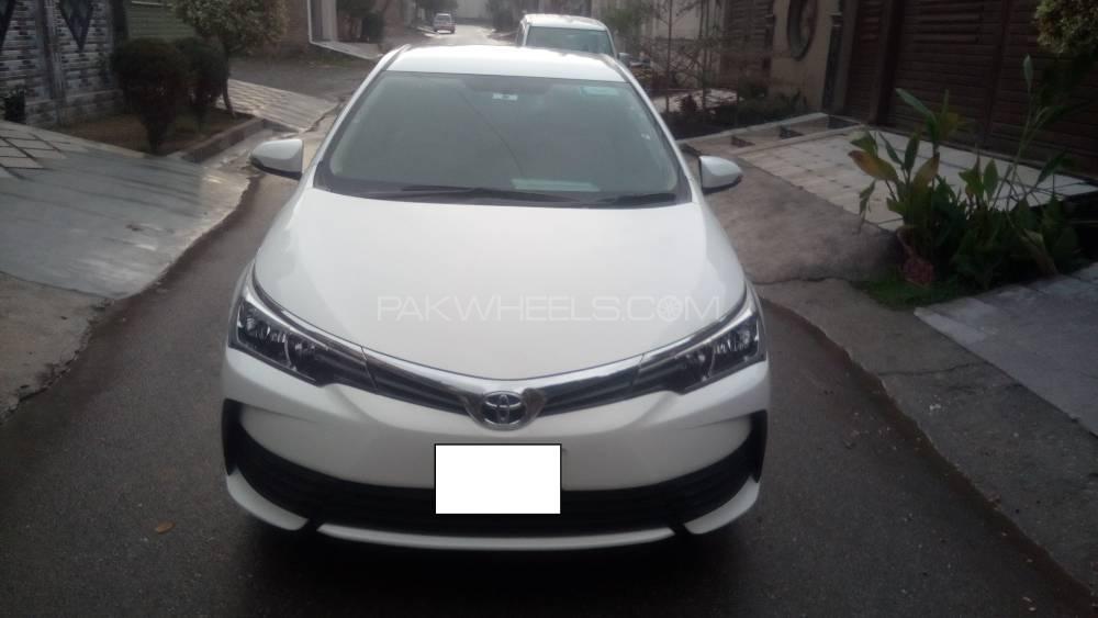 Toyota Corolla 2019 for Sale in Peshawar Image-1