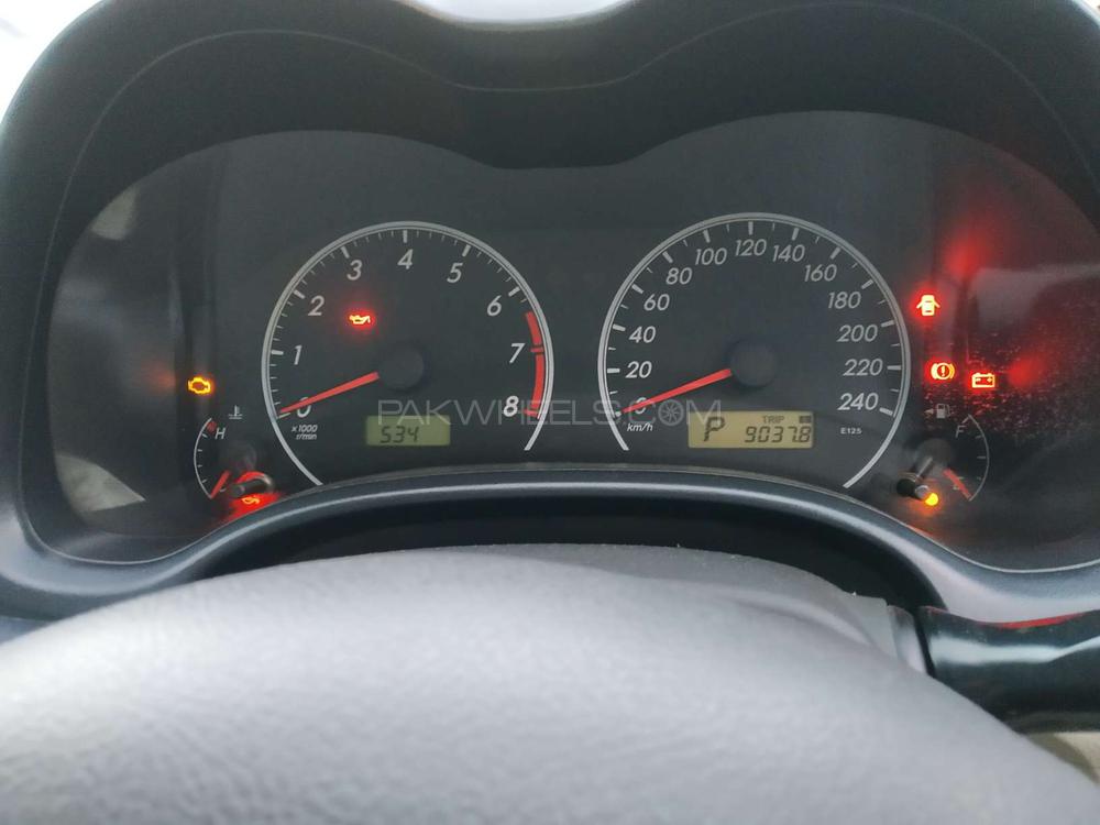 Toyota Corolla 2011 for Sale in Lahore Toyota Corolla 2011 for Sale in Lahore Image-10