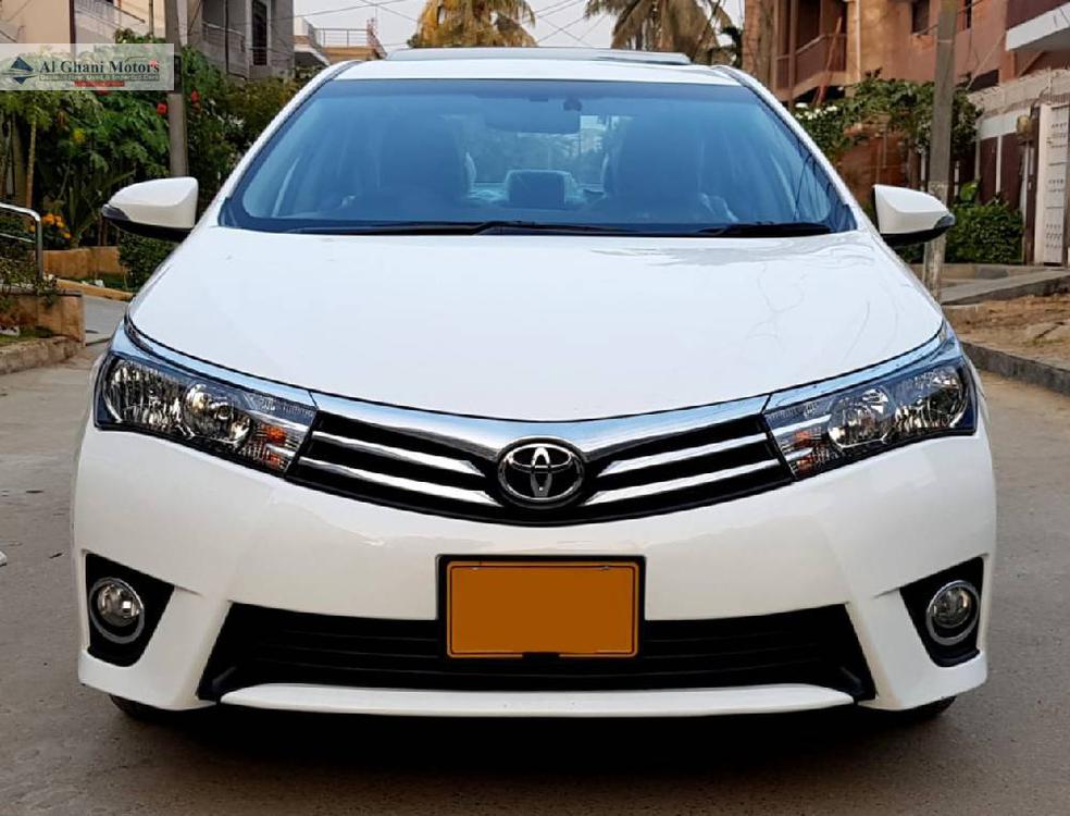 Toyota Corolla 2016 for Sale in Karachi Image-1