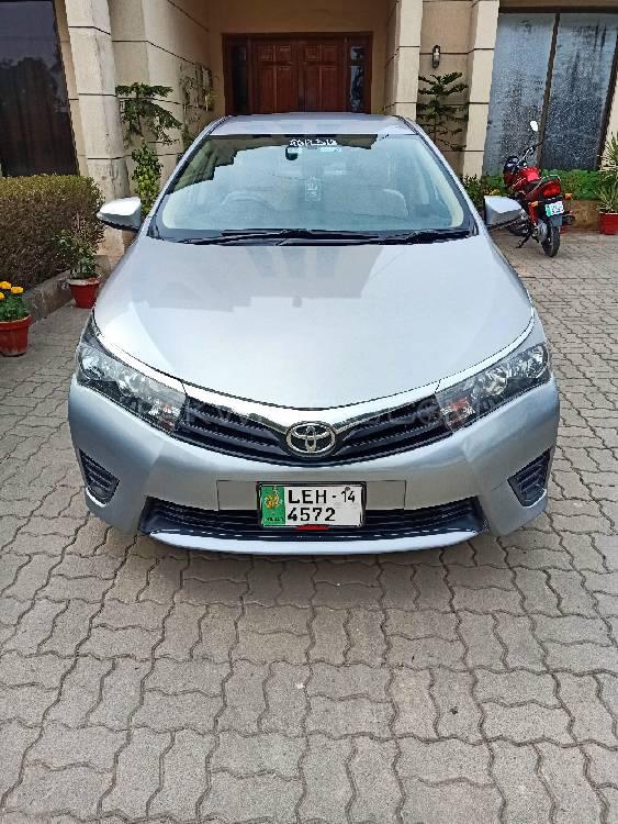 Toyota Corolla 2014 for Sale in Lahore Image-1
