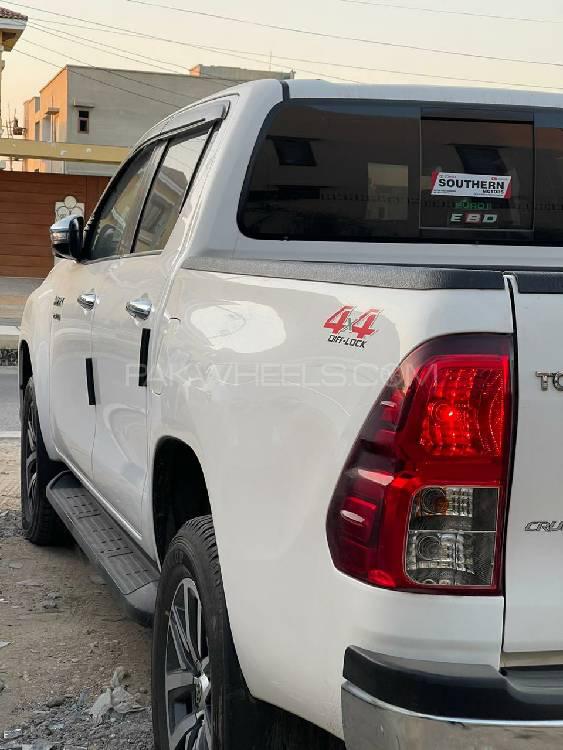 Toyota Hilux 2019 for Sale in Karachi Toyota Hilux 2019 for Sale in Karachi Image-7