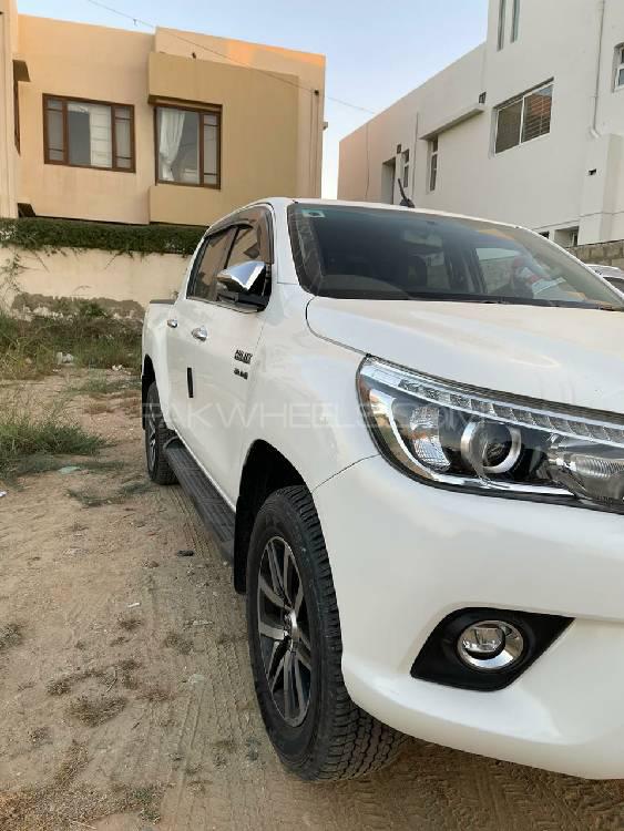 Toyota Hilux 2019 for Sale in Karachi Toyota Hilux 2019 for Sale in Karachi Image-14