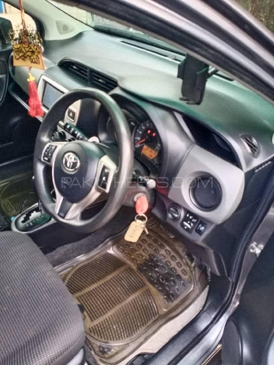Toyota Vitz 2014 for Sale in Sialkot Toyota Vitz 2014 for Sale in Sialkot Image-7