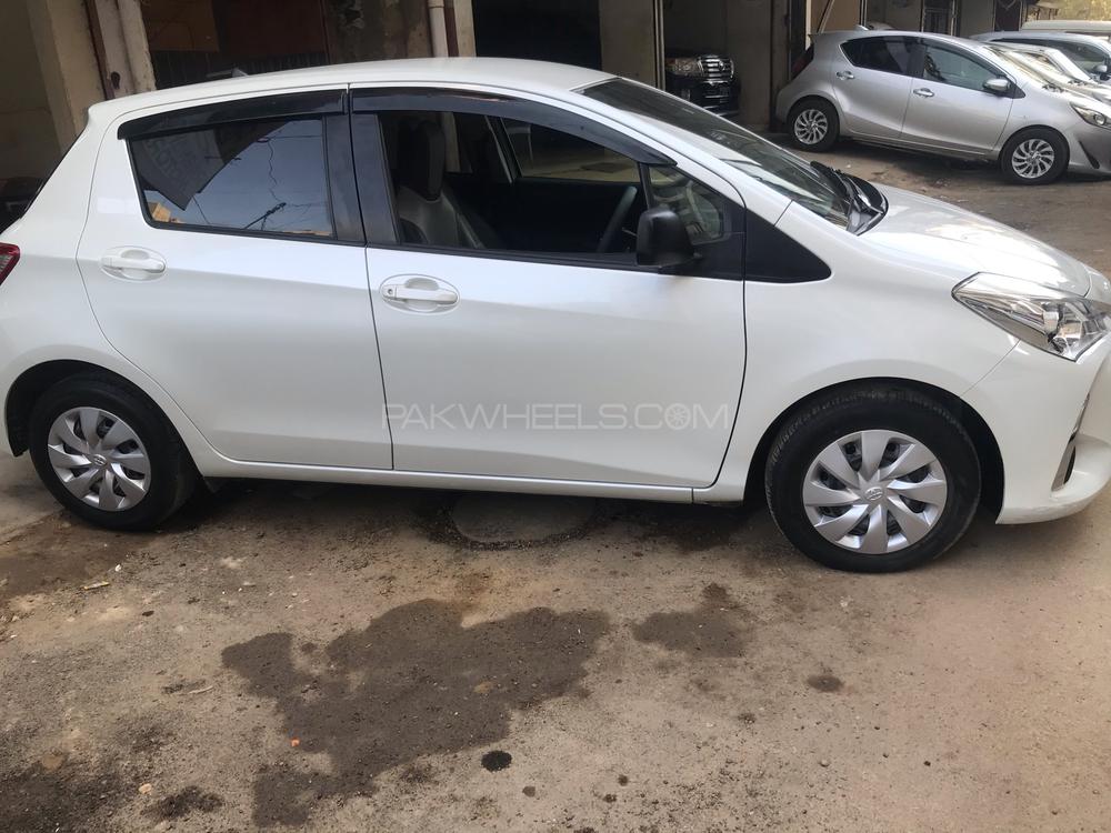 Toyota Vitz 2017 for Sale in Karachi Toyota Vitz 2017 for Sale in Karachi Image-4