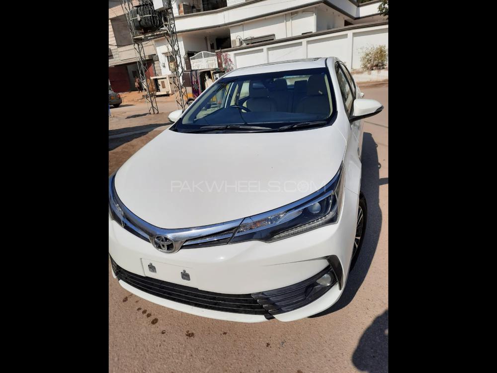 Toyota Corolla 2018 for Sale in Karachi Image-1