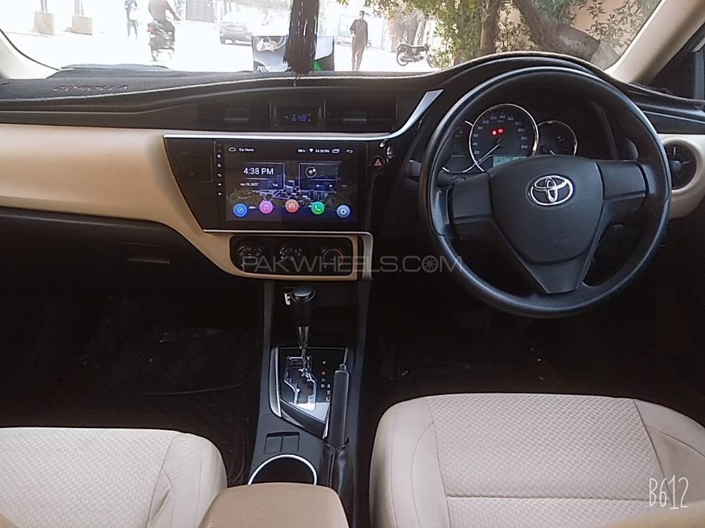 Toyota Corolla 2017 for Sale in Karachi Toyota Corolla 2017 for Sale in Karachi Image-10