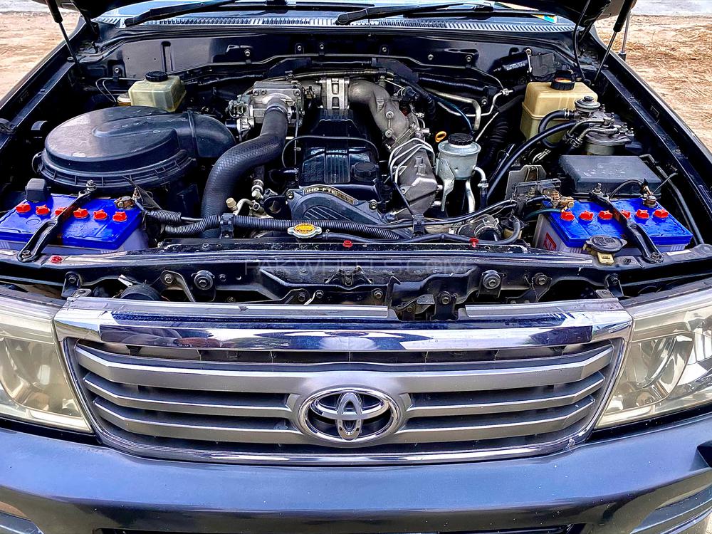 Toyota Land Cruiser 2007 for Sale in Chakwal Toyota Land Cruiser 2007 for Sale in Chakwal Image-12