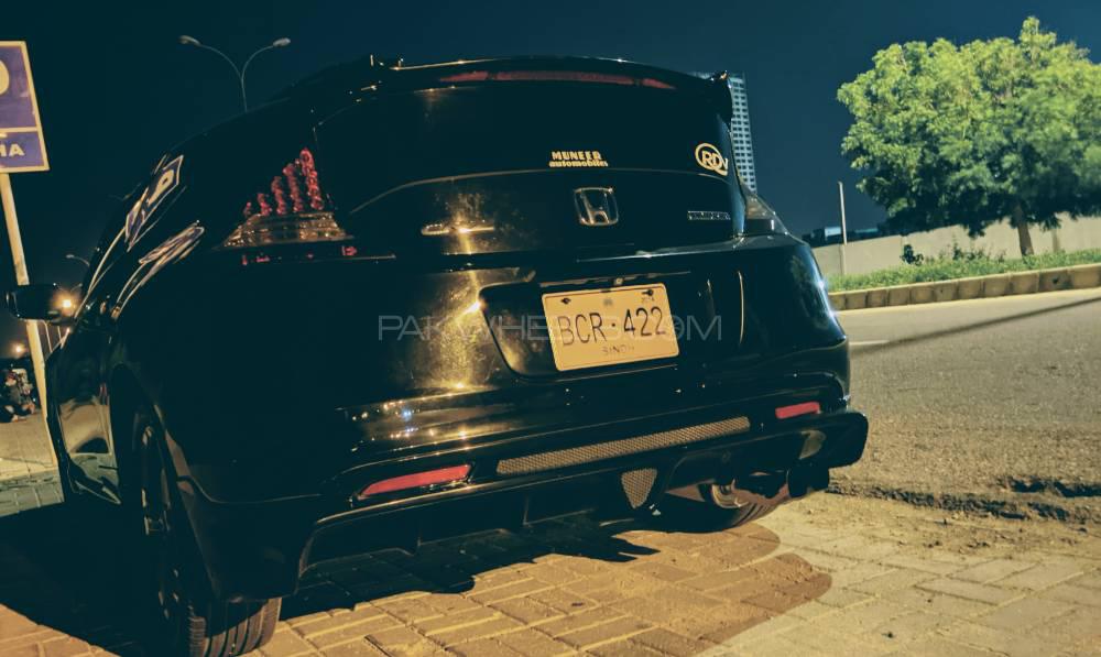 Honda CR-Z - 2011  Honda CR-Z - 2011  Image-5