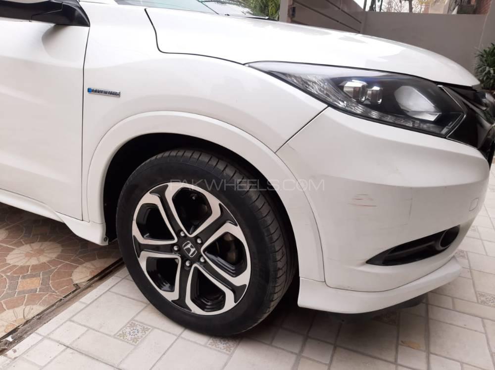 Honda Vezel 2014 for Sale in Lahore Honda Vezel 2014 for Sale in Lahore Image-8