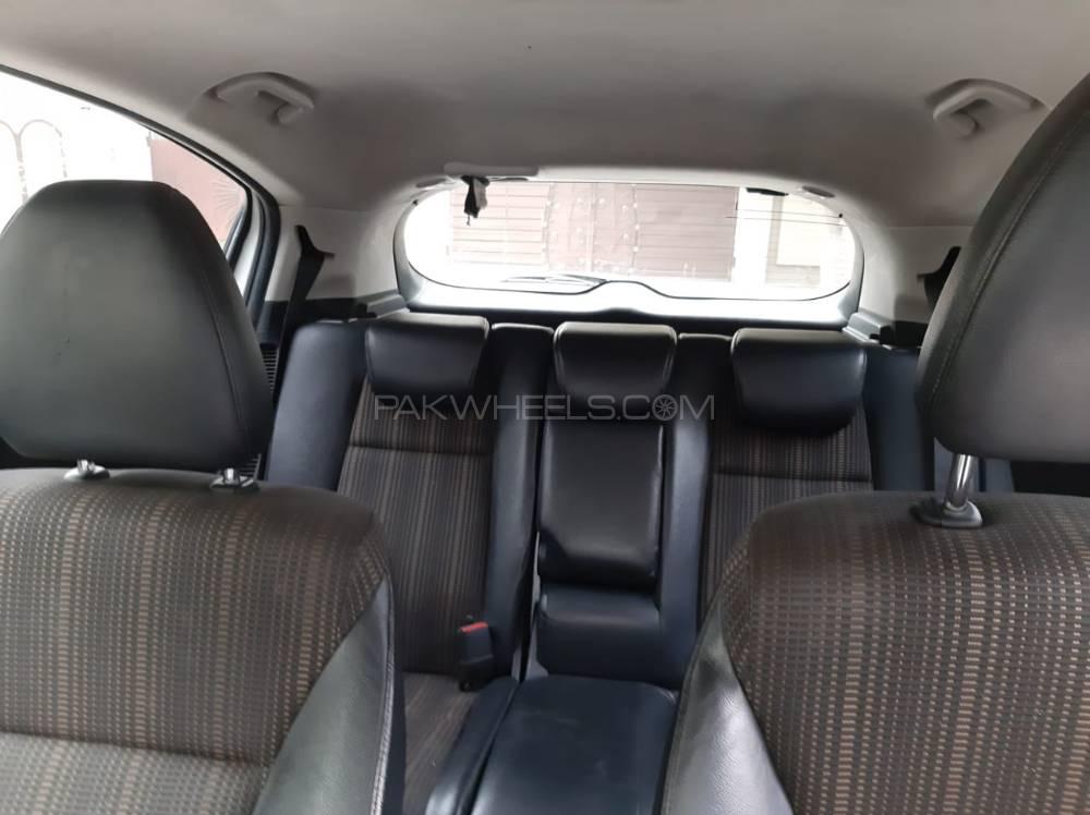 Honda Vezel 2014 for Sale in Lahore Honda Vezel 2014 for Sale in Lahore Image-12