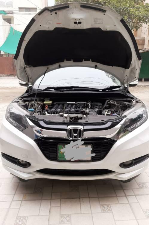 Honda Vezel 2014 for Sale in Lahore Honda Vezel 2014 for Sale in Lahore Image-18