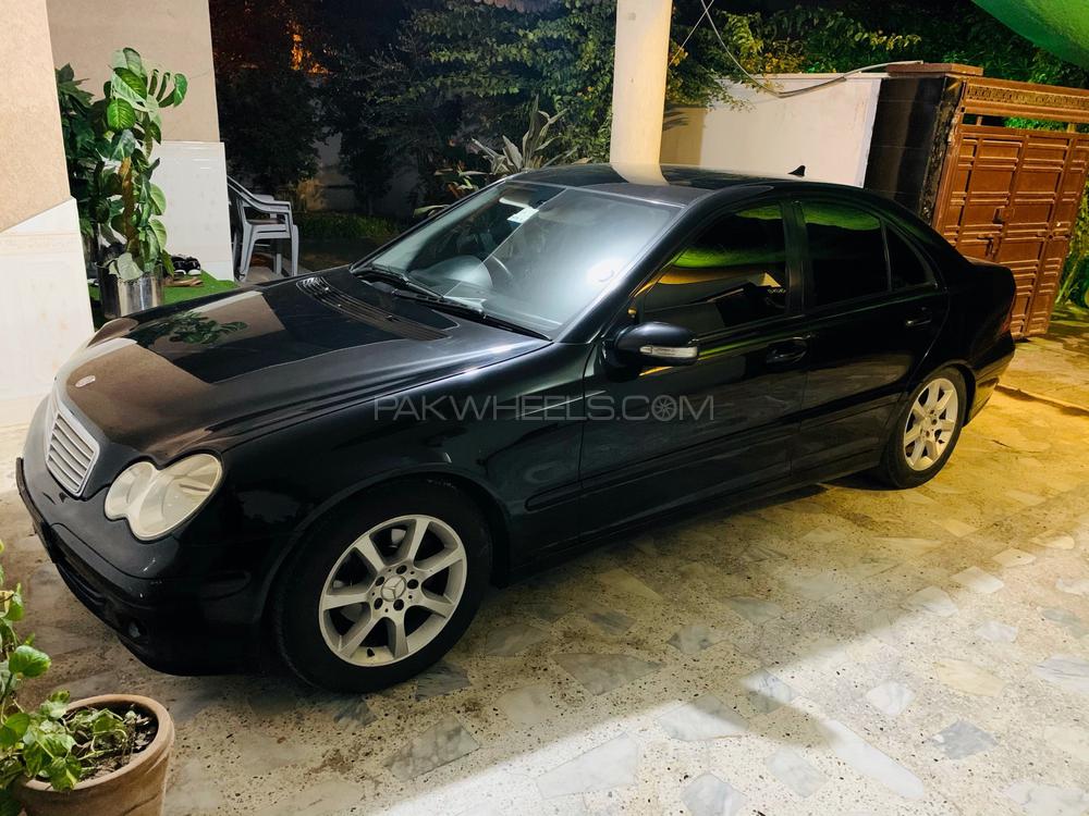 Mercedes Benz C Class 2006 for Sale in Peshawar Image-1