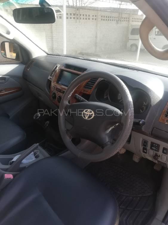 ٹویوٹا ہائیلکس 2009 for Sale in پشاور ٹویوٹا ہائیلکس 2009 for Sale in پشاور Image-10
